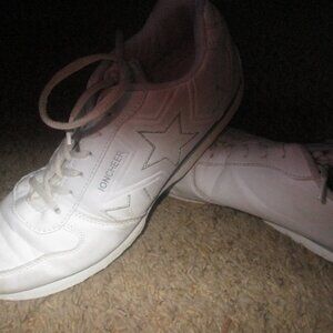 Cheerleading Shoes